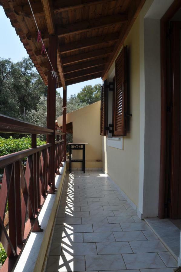 Areti'S Apartment Agios Georgios Pagon Eksteriør bilde